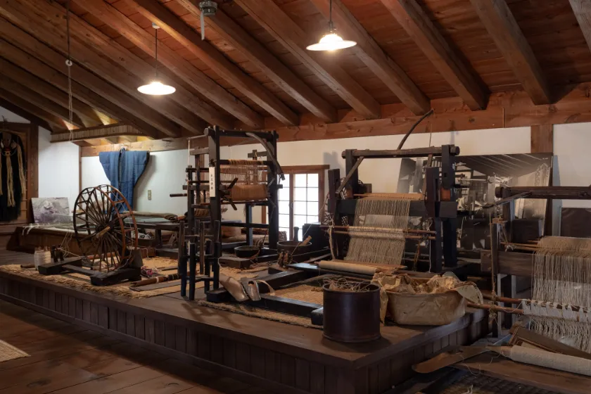 古代織に関する参考資料館